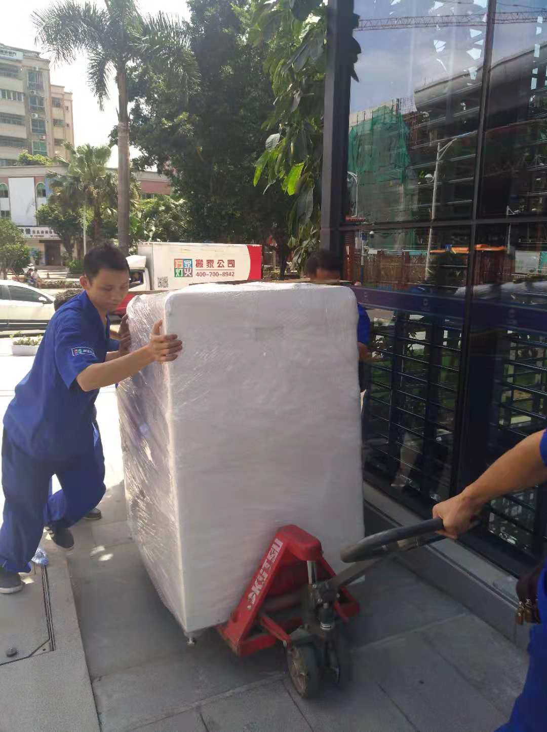 深圳搬家如何收费，组装价格与移动价格费！